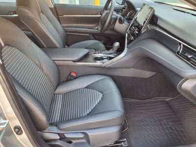 2024 Toyota Camry Hybrid SE