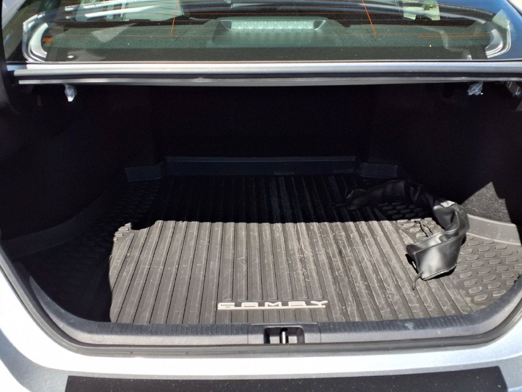 2024 Toyota Camry Hybrid SE