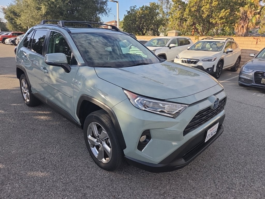 2021 Toyota RAV4 Hybrid XLE Premium