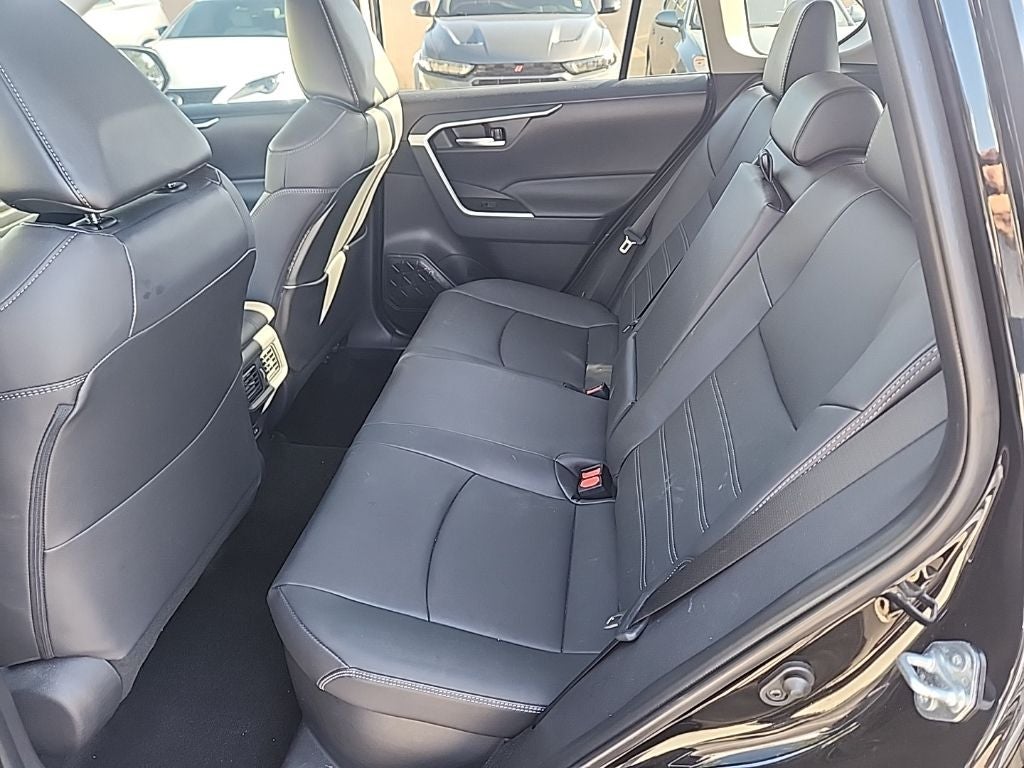 2025 Toyota RAV4 Hybrid XLE Premium