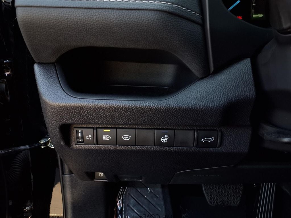 2025 Toyota RAV4 Hybrid XLE Premium