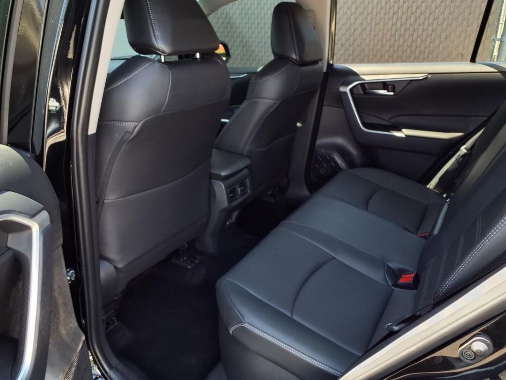2025 Toyota RAV4 Hybrid XLE Premium
