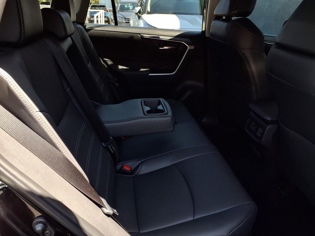 2025 Toyota RAV4 Hybrid XLE Premium