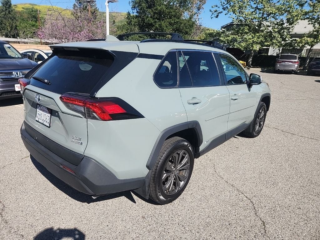 2023 Toyota RAV4 Hybrid XLE Premium