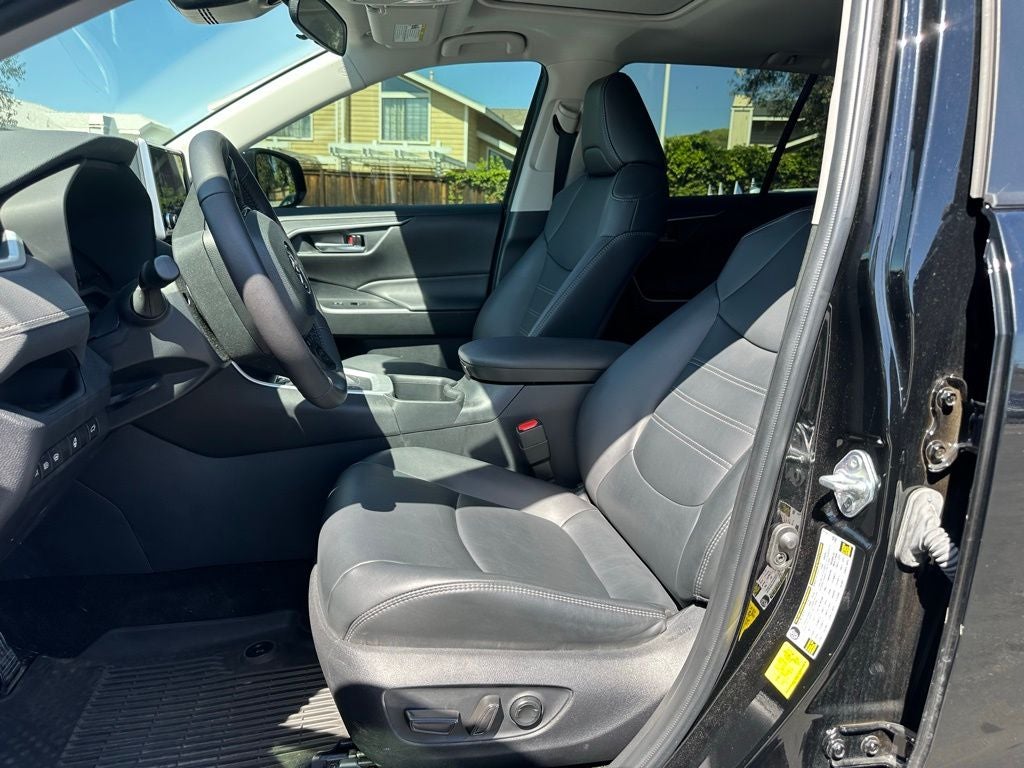 2024 Toyota RAV4 Hybrid XLE Premium