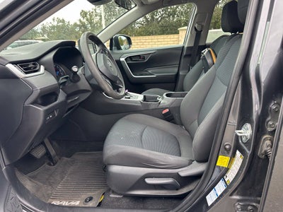 2020 Toyota RAV4 Hybrid LE