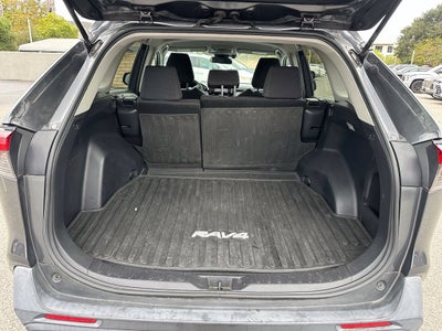 2020 Toyota RAV4 Hybrid LE