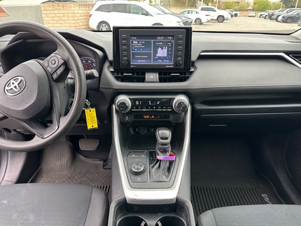2020 Toyota RAV4 Hybrid LE