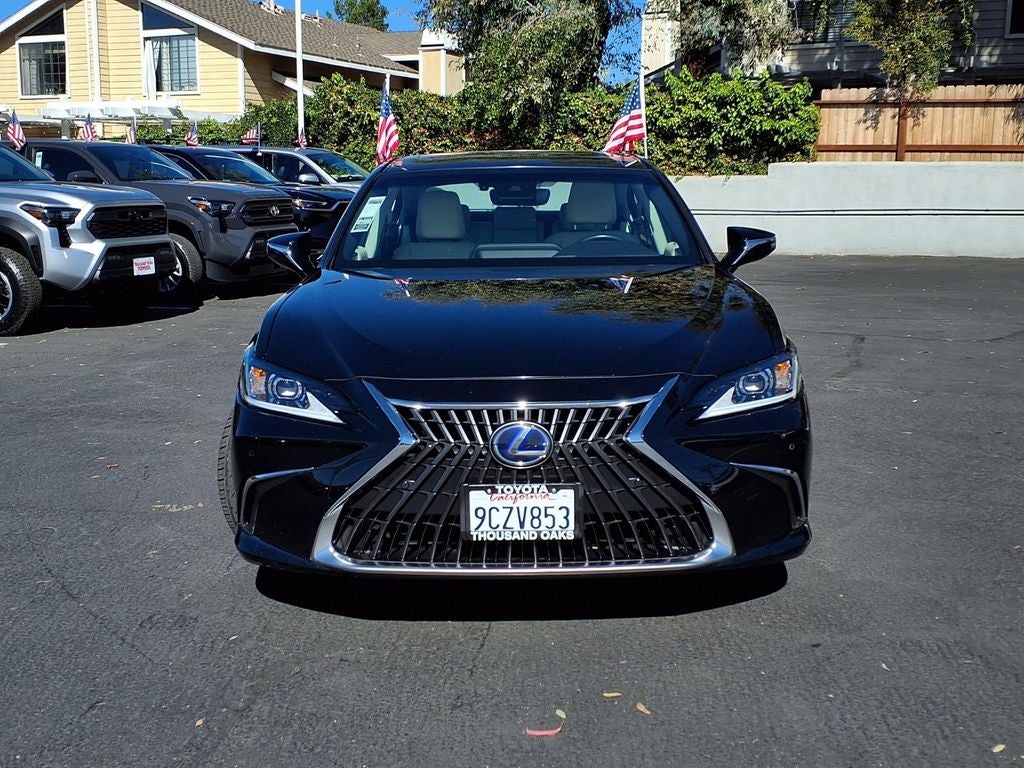 2022 Lexus ES 300h