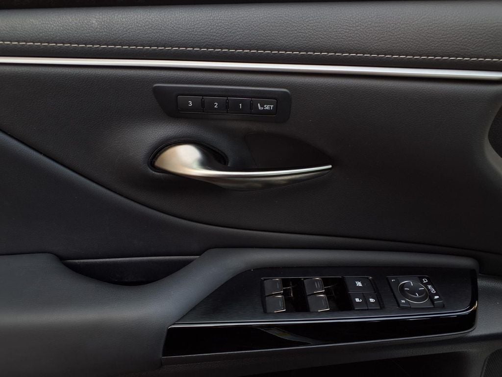 2024 Lexus ES 300h
