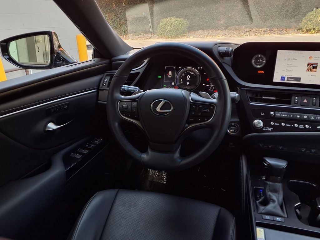 2024 Lexus ES 300h