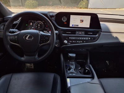 2024 Lexus ES 300h