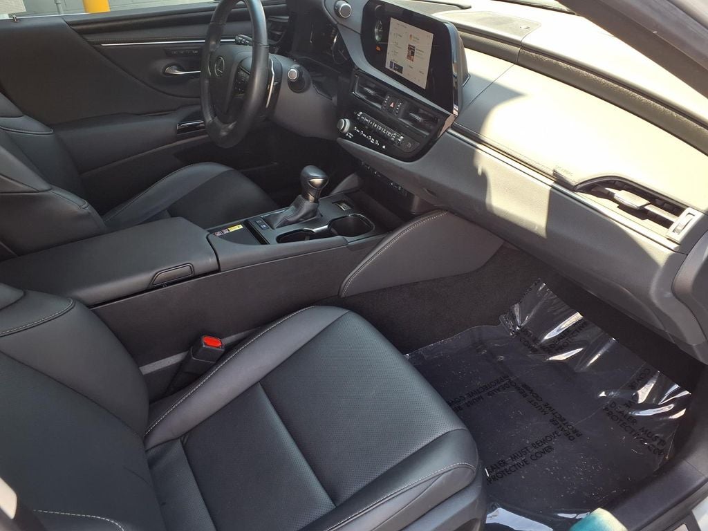 2024 Lexus ES 300h