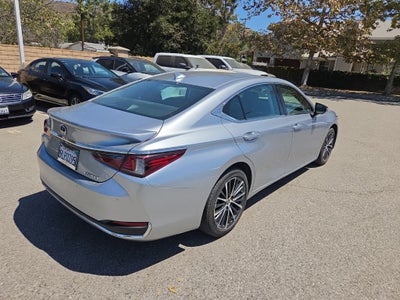 2024 Lexus ES 300h