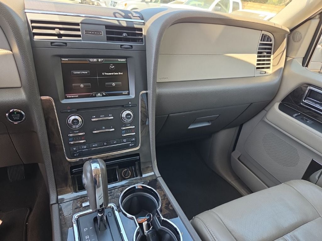 2015 Lincoln Navigator Base