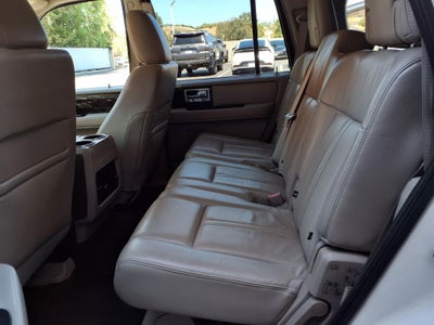 2015 Lincoln Navigator Base