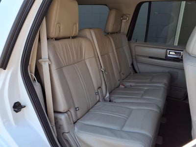 2015 Lincoln Navigator Base