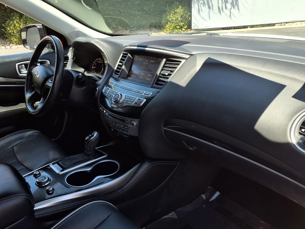 2019 INFINITI QX60 LUXE