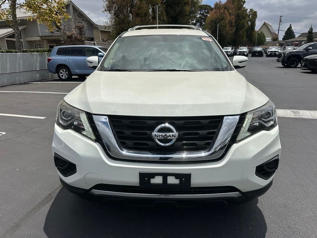 2020 Nissan Pathfinder S