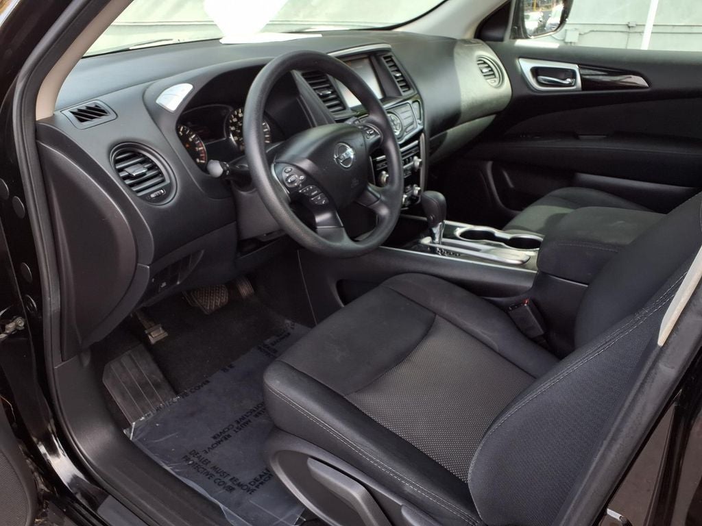 2017 Nissan Pathfinder S