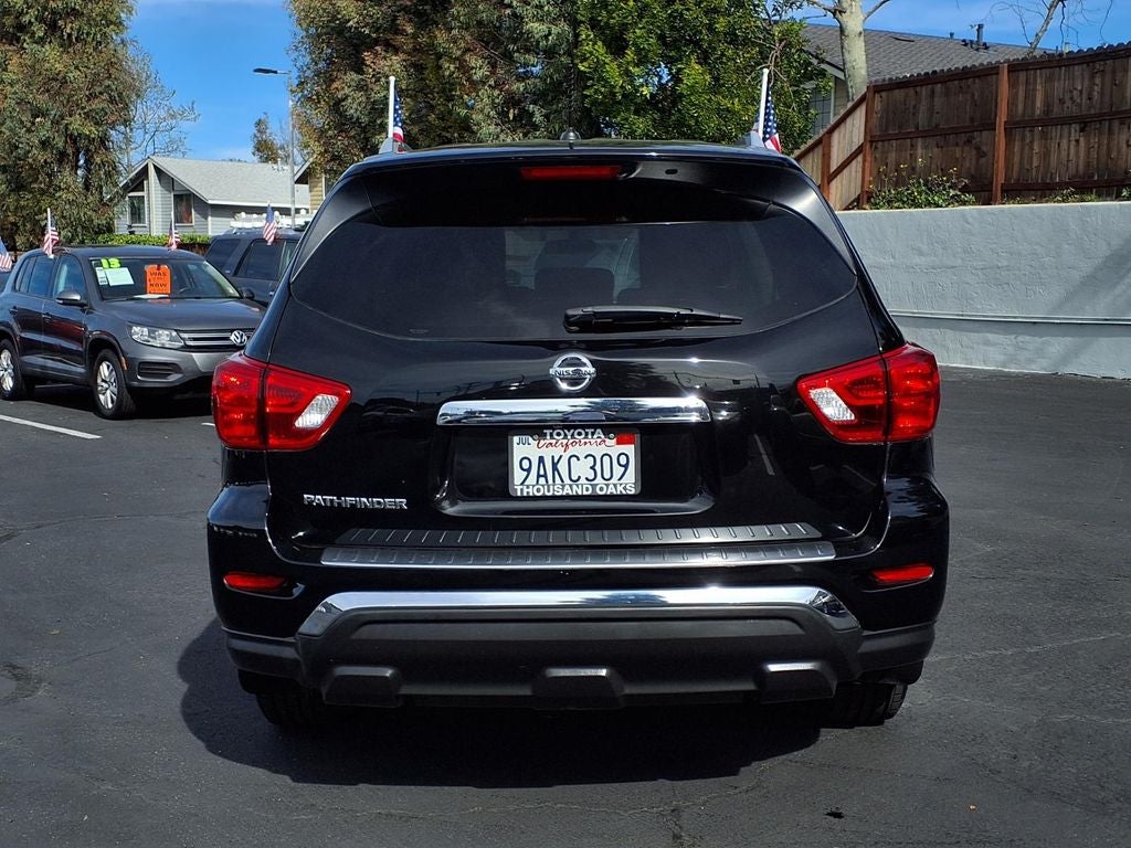 2017 Nissan Pathfinder S