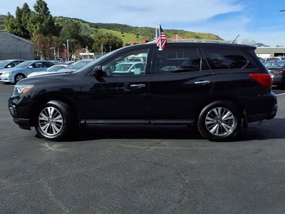 2017 Nissan Pathfinder S