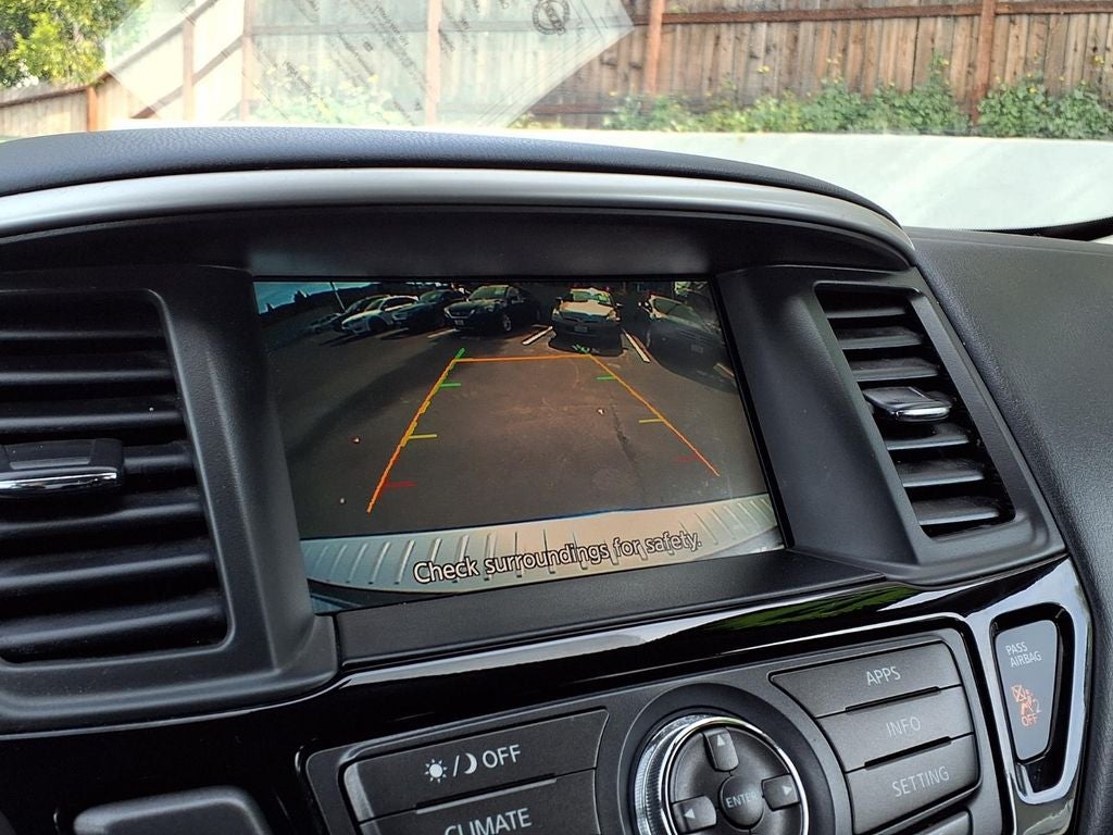 2017 Nissan Pathfinder S