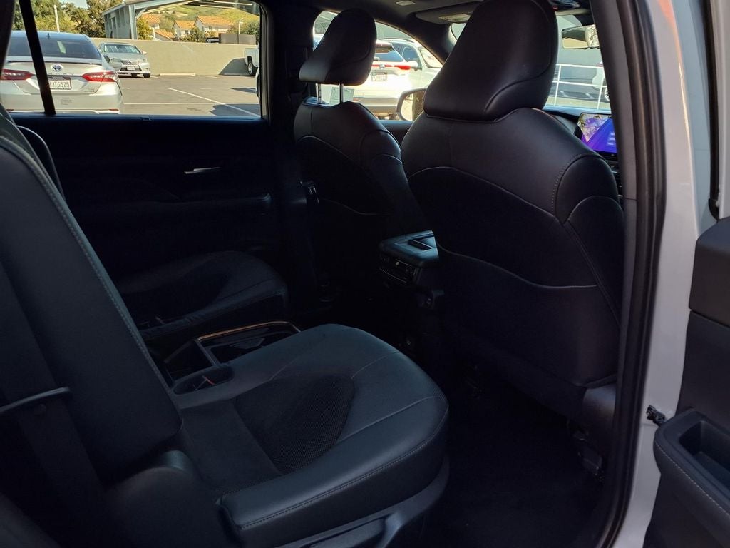 2025 Toyota Grand Highlander Hybrid MAX Platinum