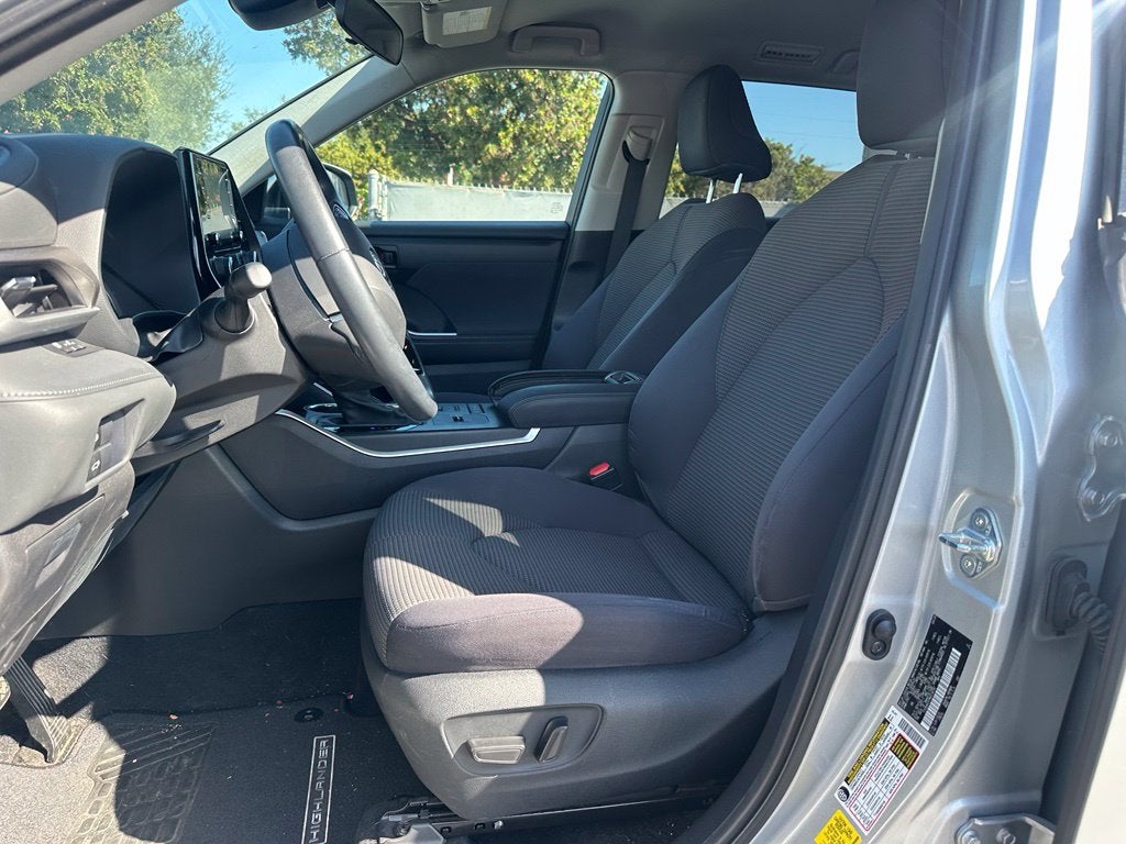 2021 Toyota Highlander Hybrid LE
