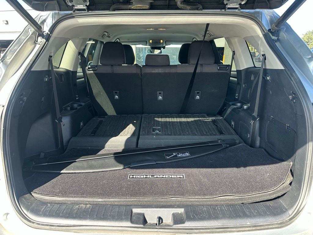 2021 Toyota Highlander Hybrid LE