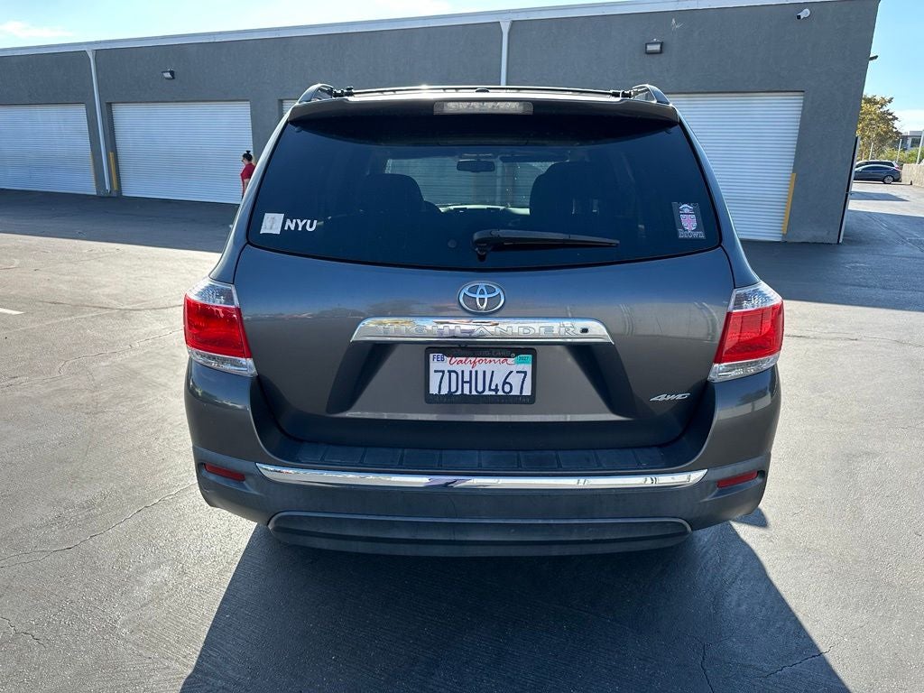 2013 Toyota Highlander SE