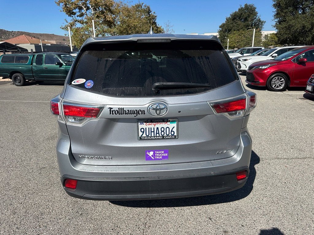 2016 Toyota Highlander LE V6