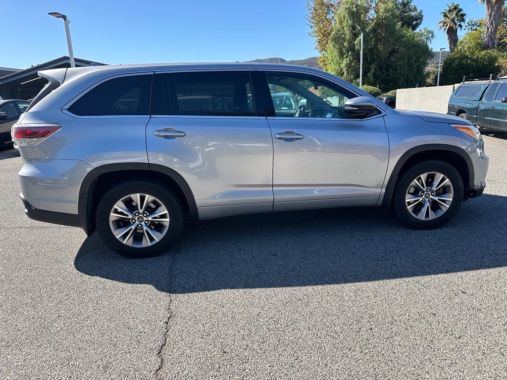 2016 Toyota Highlander LE V6