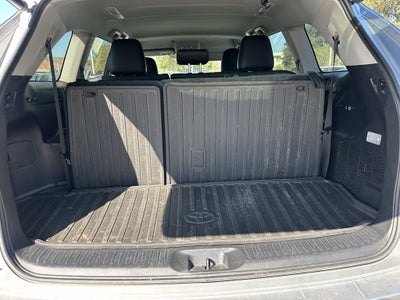 2016 Toyota Highlander LE V6
