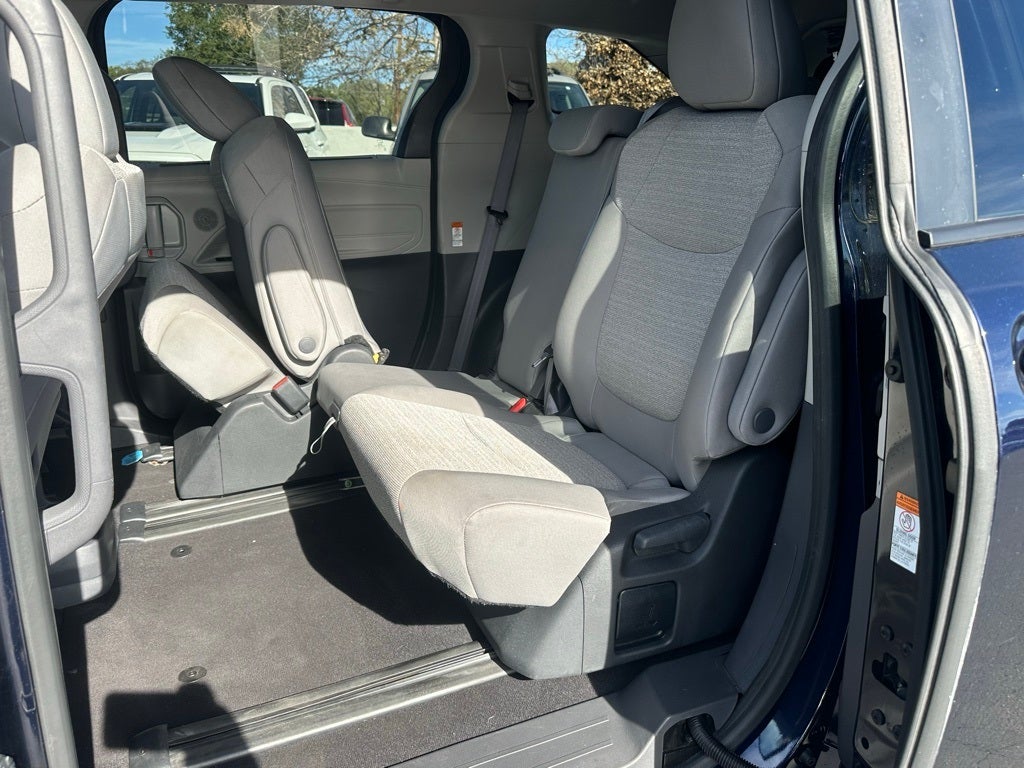 2024 Toyota Sienna LE 8 Passenger
