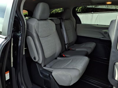 2024 Toyota Sienna LE 8 Passenger