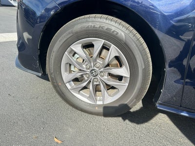 2024 Toyota Sienna LE 8 Passenger