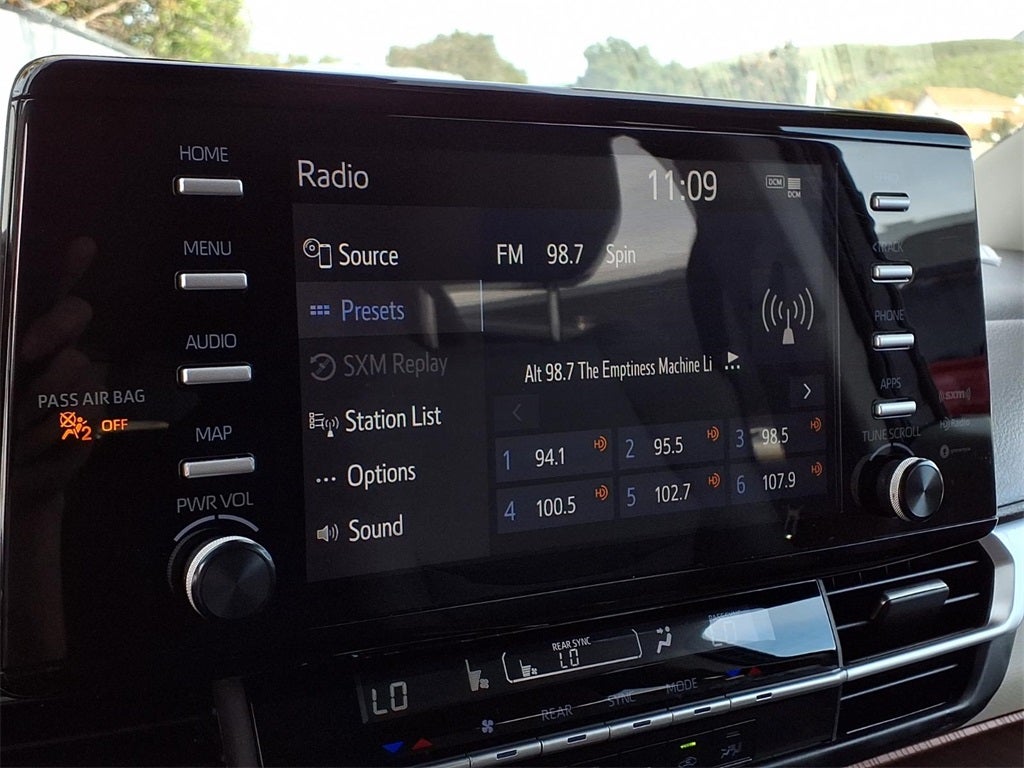 2024 Toyota Sienna LE 8 Passenger