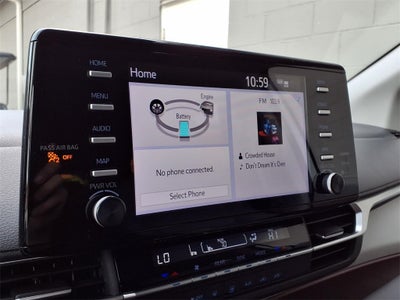 2022 Toyota Sienna LE 8 Passenger