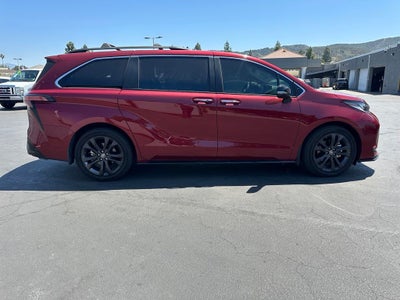 2024 Toyota Sienna XSE 7 Passenger