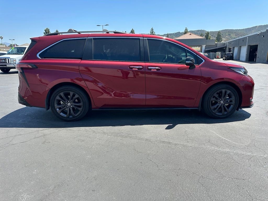2024 Toyota Sienna XSE 7 Passenger