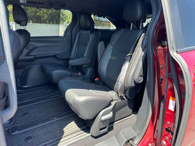 2024 Toyota Sienna XSE 7 Passenger