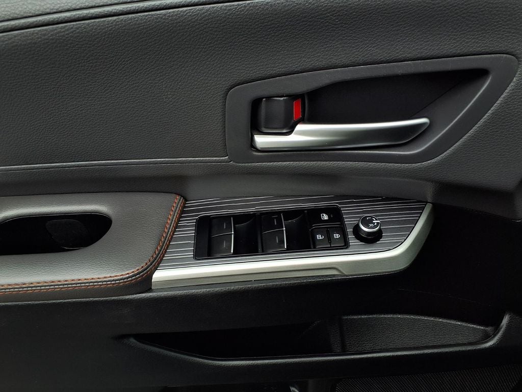 2024 Toyota Sienna XSE 7 Passenger