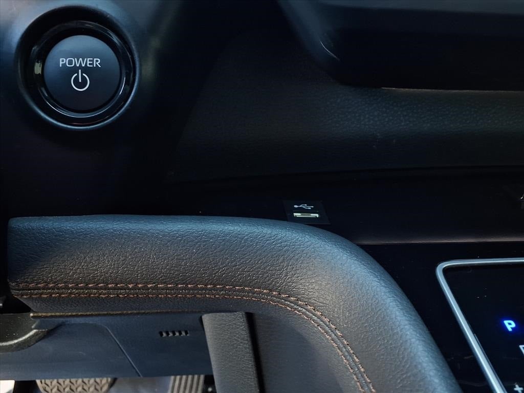 2025 Toyota Sienna Platinum 7 Passenger