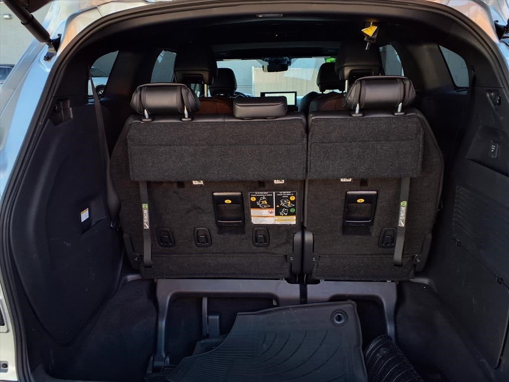 2025 Toyota Sienna Platinum 7 Passenger
