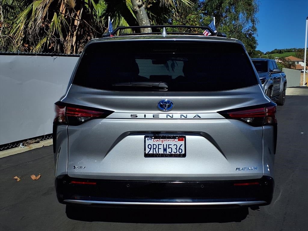 2025 Toyota Sienna Platinum 7 Passenger