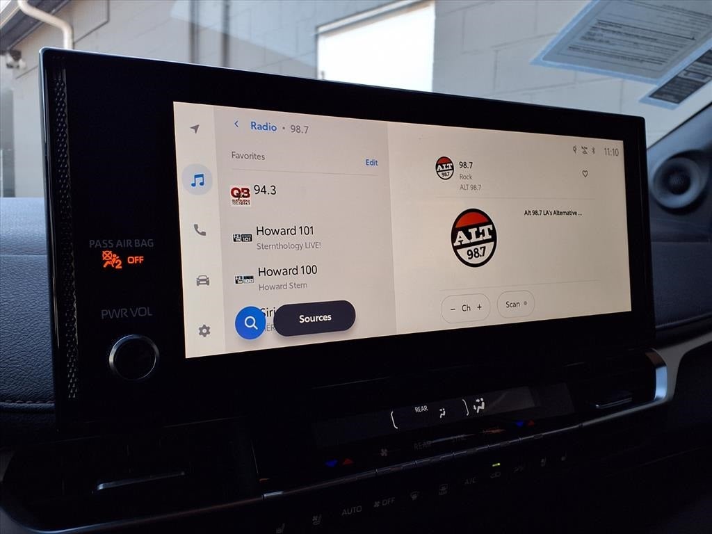 2025 Toyota Sienna Platinum 7 Passenger