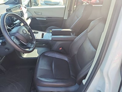 2023 Toyota Sienna Platinum 7 Passenger