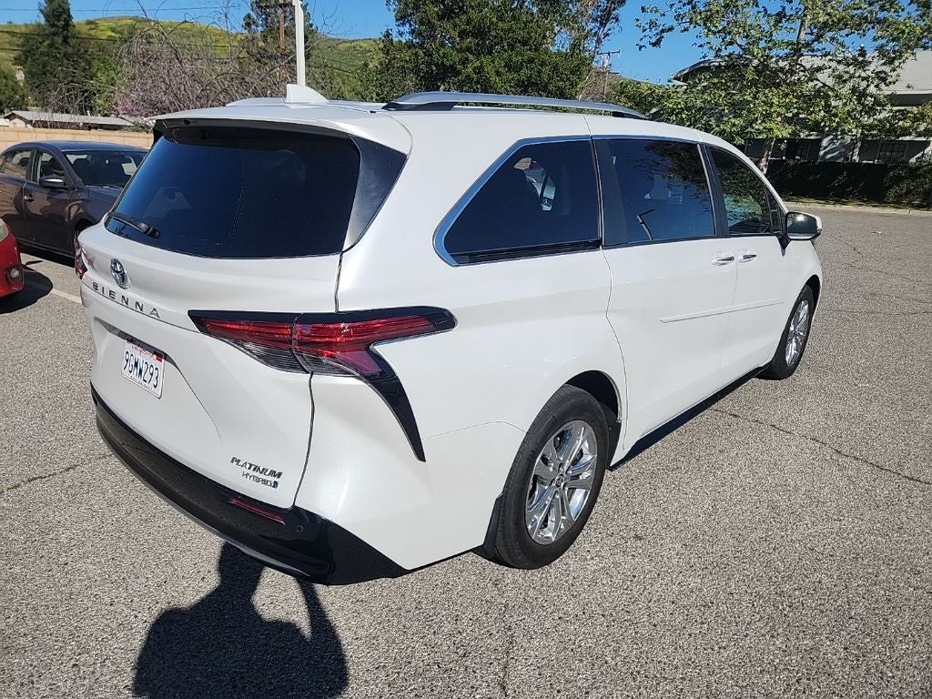 2023 Toyota Sienna Platinum 7 Passenger