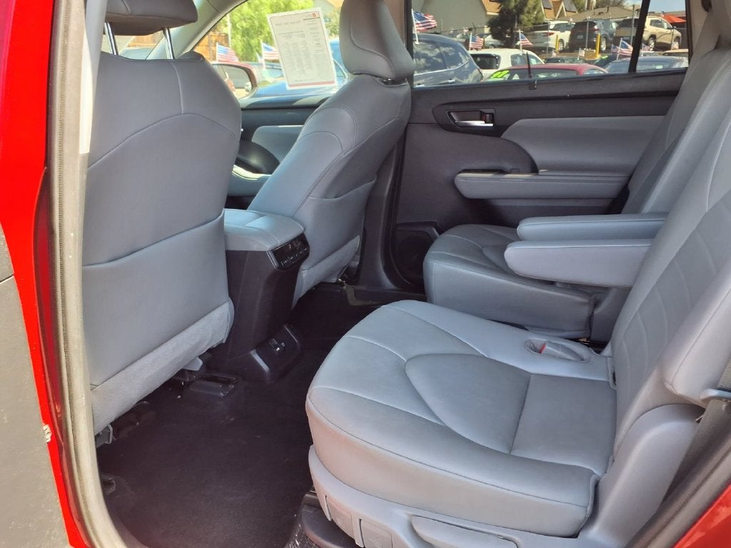 2021 Toyota Highlander Hybrid XLE